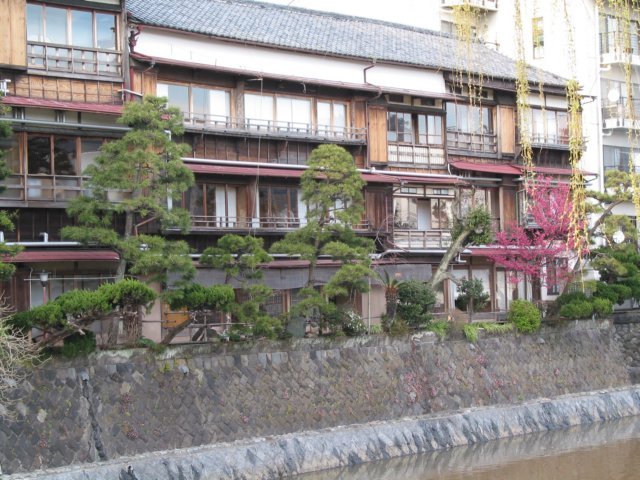photo2.jpg